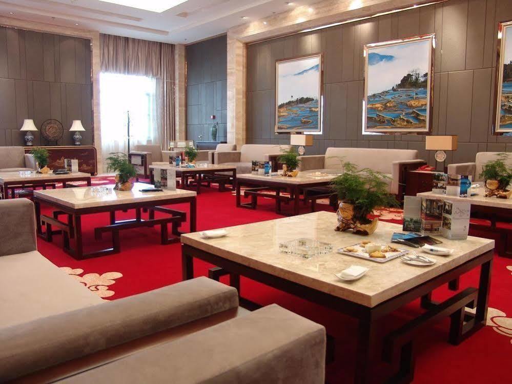 Jingyue Lake Hotel Dujiangyan Exterior photo