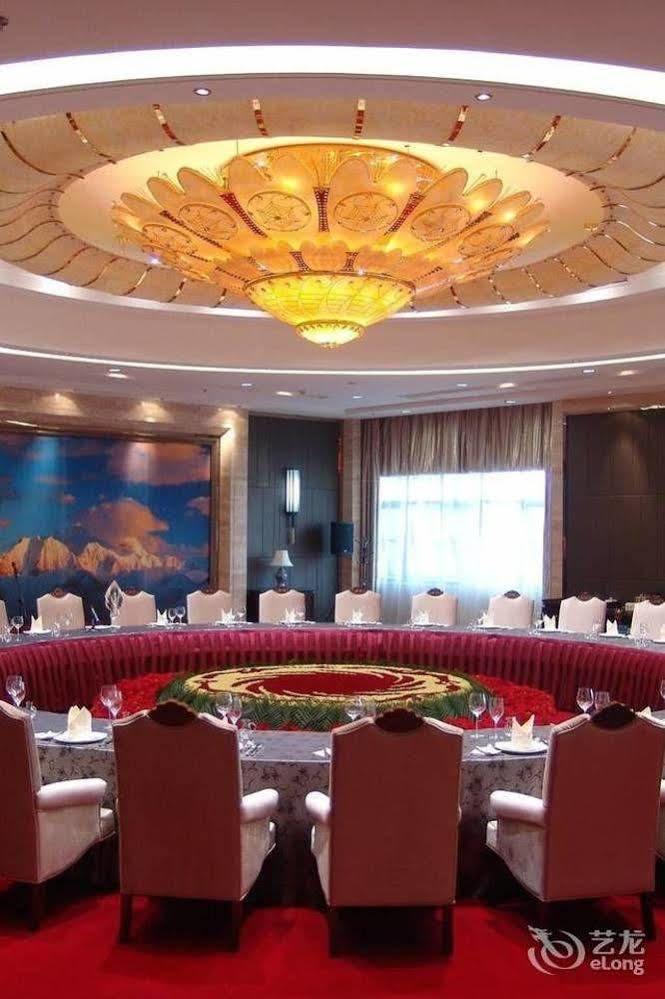 Jingyue Lake Hotel Dujiangyan Exterior photo